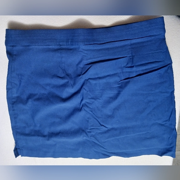 Skort - Picture 2 of 4